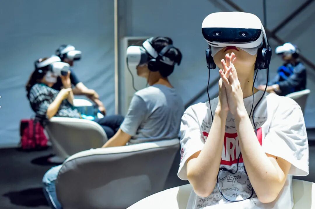全球最大沉浸影像展来袭！VR体验《极》、“盗亦有道”已安排上__财经头条